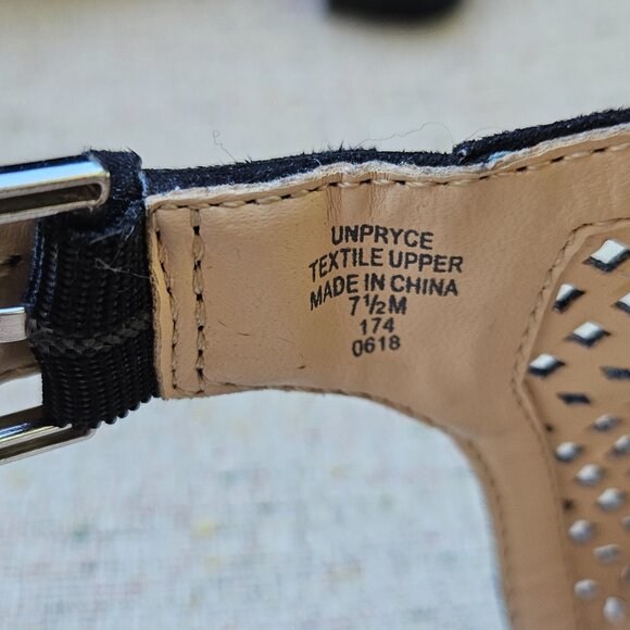 Unisa Pryce Sandal Booties Slip On Peep Toe Block Heel Sandal Size 7.5 - Picture 12 of 13